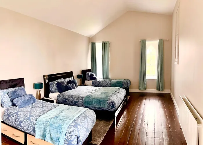 Skryne Castle * Ross Cross Roads